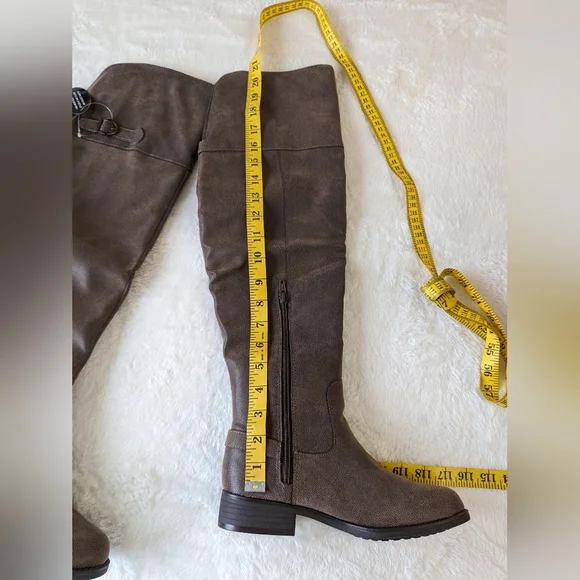 American Rag Brown Over the Knee Boots with Classic Equestrian Design - Picture 2 of 5